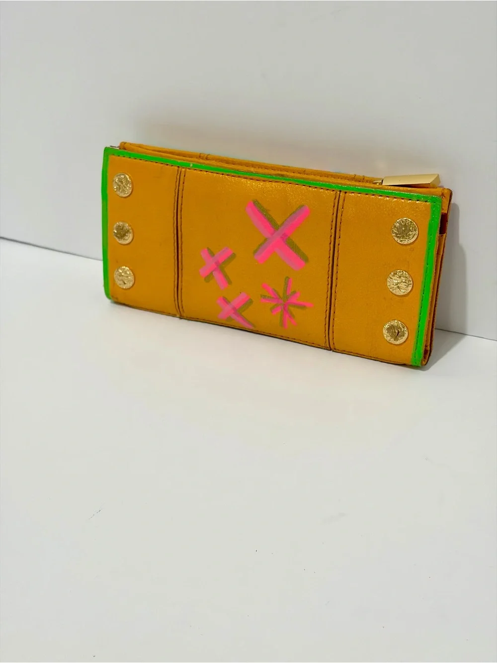 HAMMITT 110 North In Tangerine/Brushed Gold Hammered Rivets Hand Painted Wallet